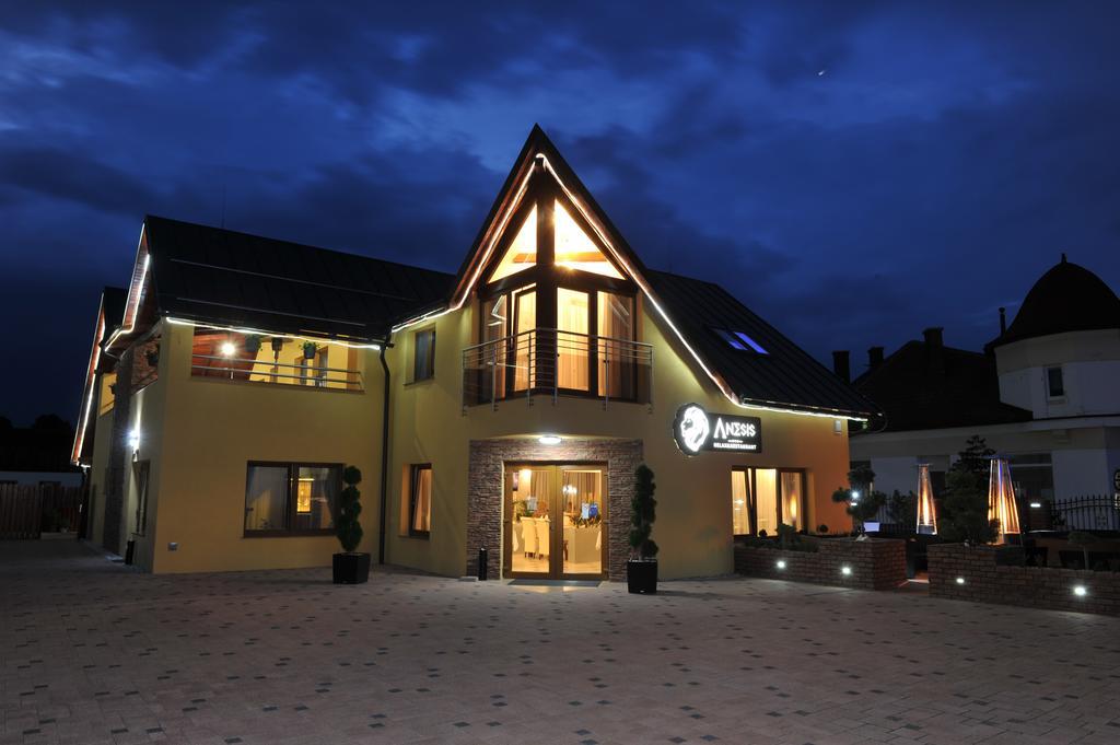 Penzion Anesis - Studia Turcianske Teplice Exterior photo